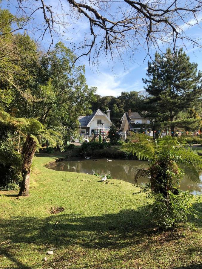 Apto Amplo E Aconchegante Proximo Ao Lago Negro Gramado Esterno foto